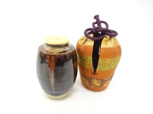 桶谷定一造　肩衝茶入（保護箱付）